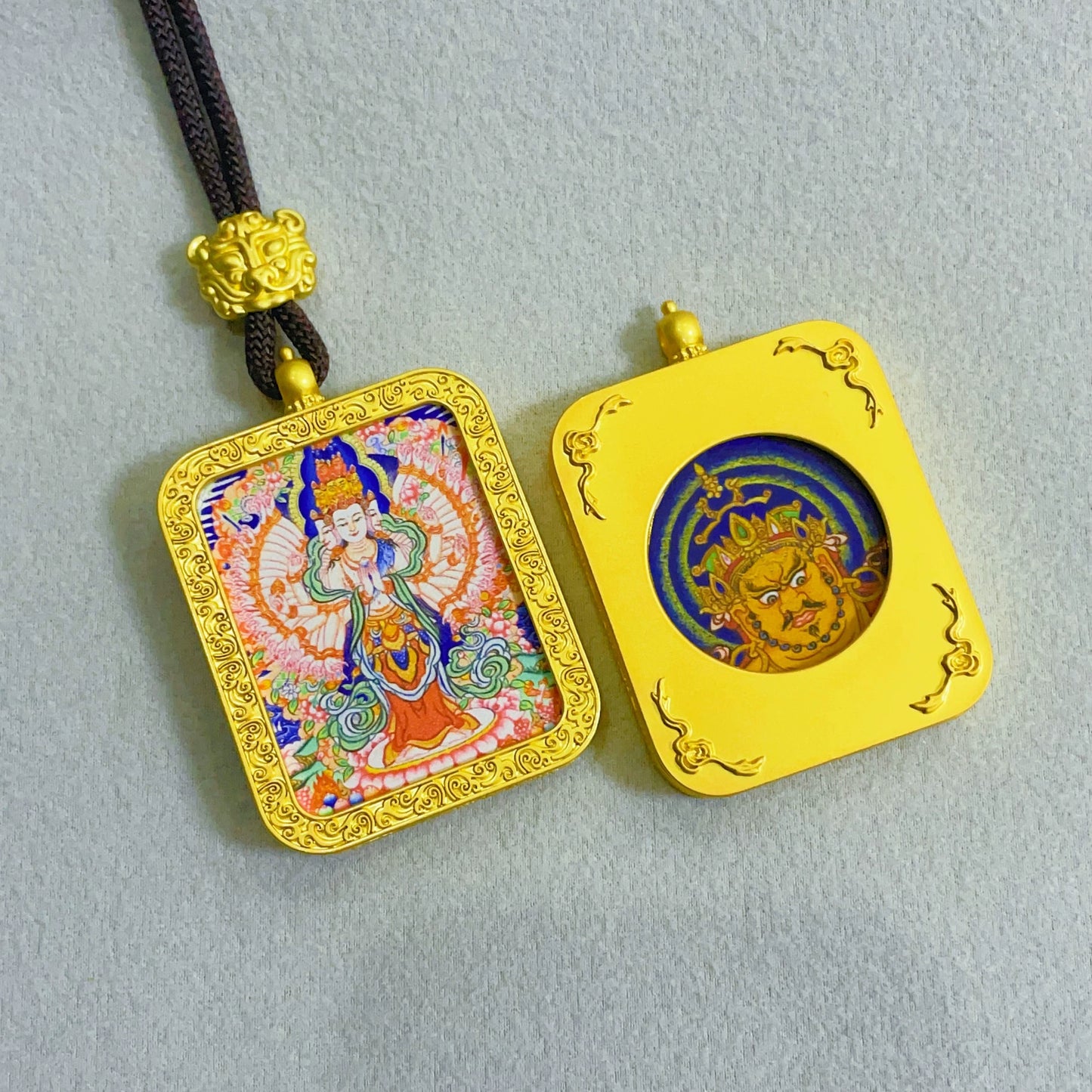 Thousand-Armed Avalokiteshvara - Reversible Handmade Thangka Amulet Pendant (Golden Edition)